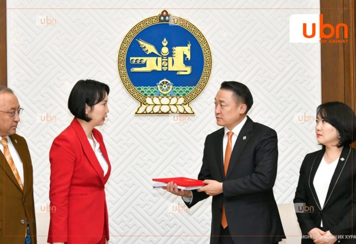 Хөдөө аж ахуйн тухай хуулийн төслийг өргөн мэдүүллээ