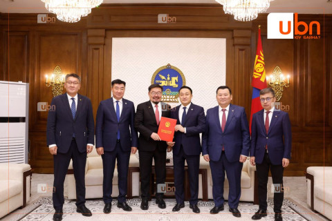 ХУУЛЬ: Хяналт, үнэлгээний, Боомтын сэргэлтийн, 20 минутын хот Үндэсний хорооны дарга нарын орон тоог ХҮЧИНГҮЙ болгоно