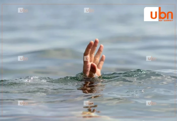 СЭРЭМЖЛҮҮЛЭГ: Согтуурсан үедээ голын усанд орохгүй байх, хүүхдийг хараа хяналтгүйгээр голын эрэг дагуу явуулахгүй байхыг анхаарууллаа