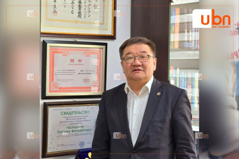 Профессор Г.Батбаатар: Вакцин бол анагаах шинжлэх ухааны гайхамшигт нээлт. Вакцин эсэргүүцэгч малнууд надтай хэзээ ч ном хаялцаж болно шүү