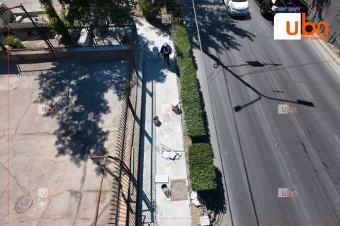 Зүүн 4 замын уулзвараас Офицеруудын ордны тойрог хүртэлх замын урд хэсгийн 2.3 км явган замыг шинэчилж байна