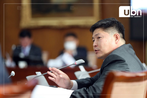 БАЙНГЫН ХОРОО: Нийслэлийн өвөлжилтийн бэлтгэл ажлын талаар хотын даргын мэдээллийг сонсоно