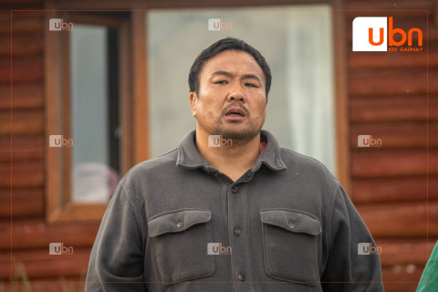 Улсын аварга П.Бүрэнтөгс Увс нуурын галаас тусдаа спорт хороогоо ахалж бэлтгэлдээ гарчээ