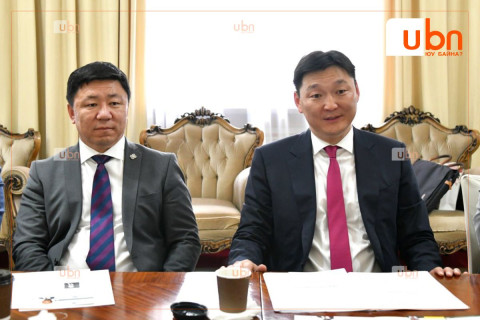 Британийн парламент дахь бүлгийн дарга, гишүүд Байнгын хорооны дарга Г.Тэмүүлэн, УИХ-ын гишүүн А.Ундраа, Б.Батбаатар нартай уулзалт хийлээ