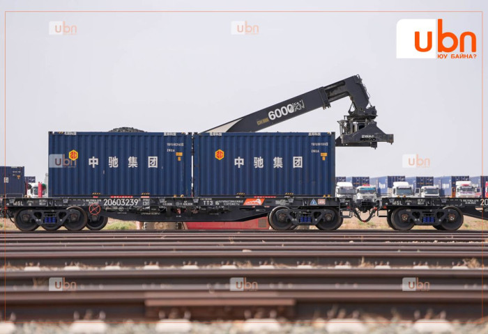 “Тавантолгой” өртөөнөөс нүүрс тээвэрлэлтийн анхны галт тэрэг хөдөлснөөр Тавантолгой-Гашуунсухайт чиглэлийн төмөр зам байнгын ачаа тээвэртэй болох нөхцөл бүрдлээ