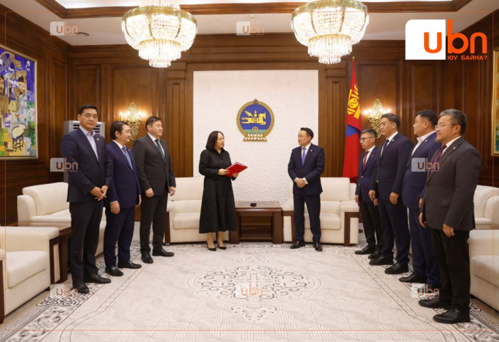 ЧУУЛГАН: УИХ-ын гишүүн Б.Жаргалан нарын санаачилсан “Үндэсний их баяр наадмын тухай хуульд Ардчилсан хувьсгалын ойн баяр наадмыг хамтатган тэмдэглэх“-ээр тусгасан хуулийн төслийг хэлэлцэнэ