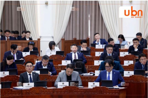 ШУУД: Чуулганы нэгдсэн хуралдаан үргэлжилж байна