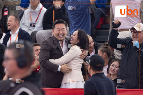 ФОТО: УИХ-ын гишүүд төв талбайд сагс үзэж, эмэгтэй шигшээ багаа дэмжлээ