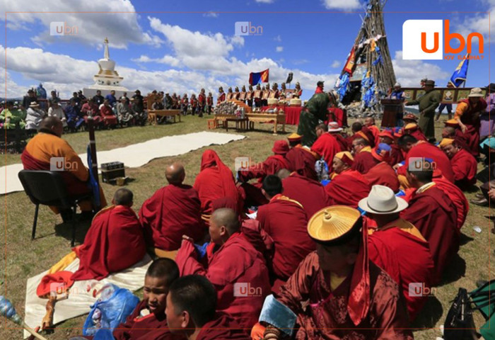 Улаанбаатар хотын шүтлэгт 4 уулын тахилга болж байна