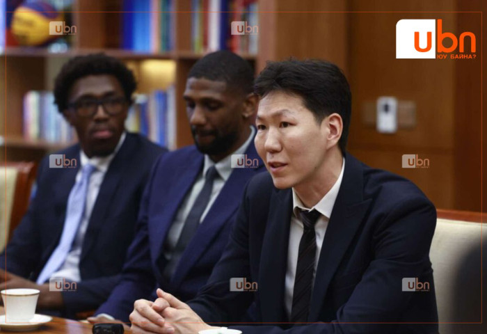 Ерөнхийлөгч У.Хүрэлсүх “Хасын хүлэгүүд” багийнхныг хүлээн авч уулзлаа