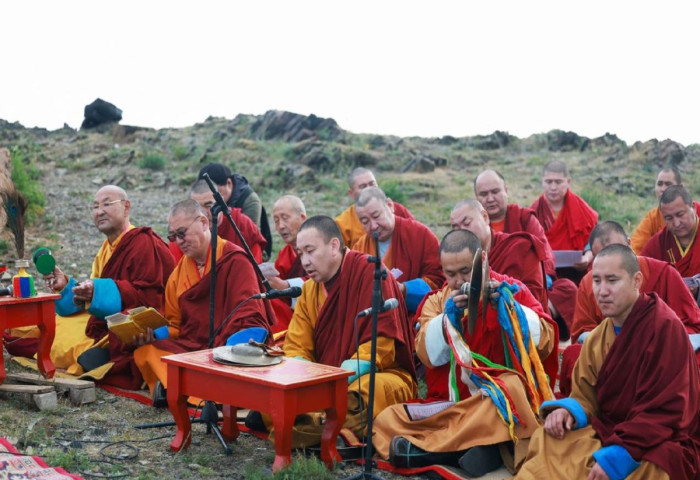 Улаанбаатар хотын тахилга шүтлэгт дөрвөн уулын тахилга боллоо