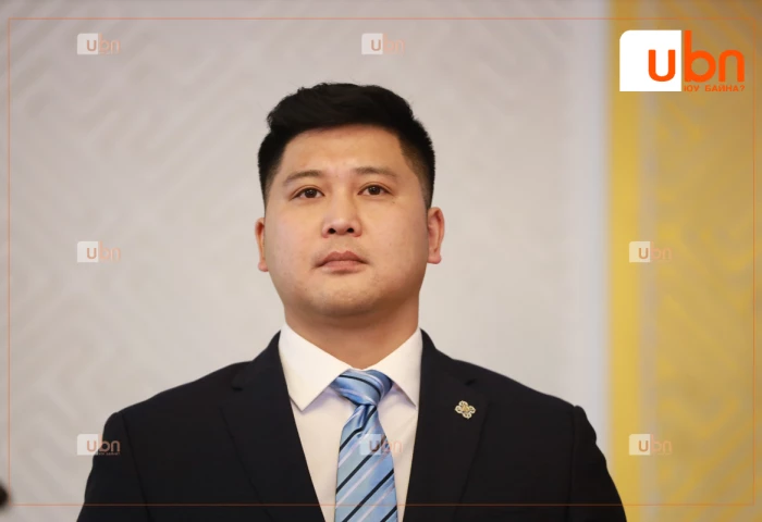 Ш.Бямбасүрэн: Төрийн албыг нийтээр нь тодорхой орон тоо зааж цомхотгохоос илүү давхардсан чиг үүрэг бүхий газар, хэлтсээс эхлэх хэрэгтэй