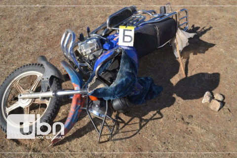 Согтуугаар мотоцикл жолоодож явахдаа онхолдож, нас баржээ