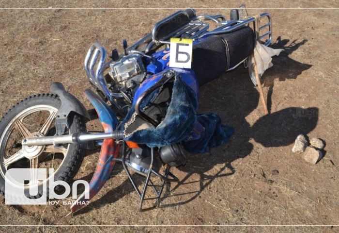 Согтуугаар мотоцикл жолоодож явахдаа онхолдож, нас баржээ