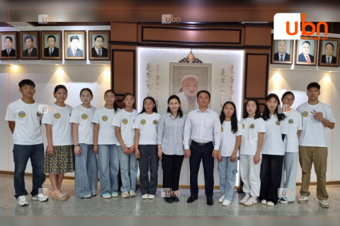 ӨМНӨГОВЬ: Хөх хот руу “Сурагч солилцоо“ хөтөлбөр зохион байгуулагдаж байна