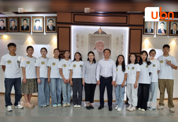 ӨМНӨГОВЬ: Хөх хот руу “Сурагч солилцоо“ хөтөлбөр зохион байгуулагдаж байна