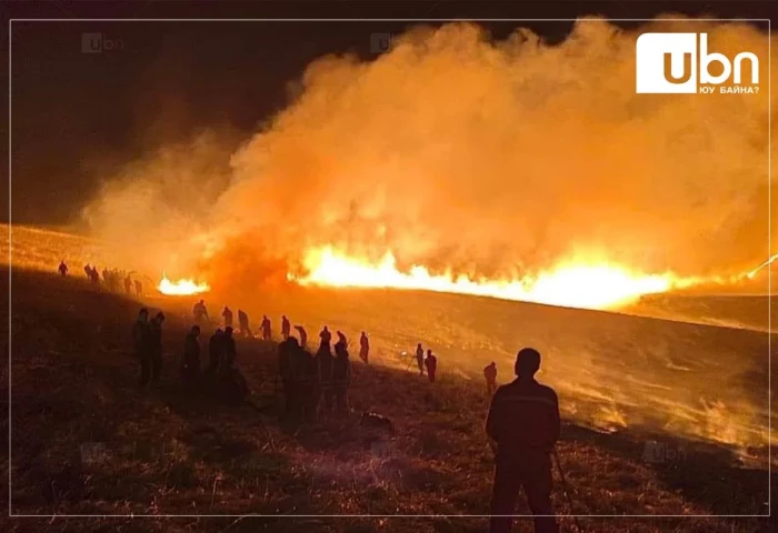 Сэлэнгэ аймгийн гурван сумын нутаг ой хээрийн түймэртэй байна