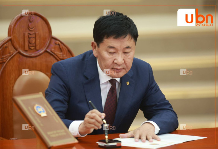 ХОМ: Сайд Б.Дэлгэрсайхан 2 тэрбум 664 сая төгрөгийн орлого, 1 тэрбум 795 сая төгрөгийн хадгаламж, 4 тэрбум 832 сая төгрөгийн үл хөдлөх хөрөнгөтэй