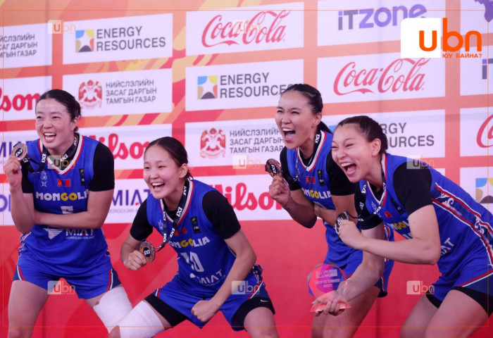 Монгол Улсын эмэгтэй шигшээ багийн тамирчдыг Ерөнхийлөгчийн зарлигаар маргааш МУГТ цолоор шагнана