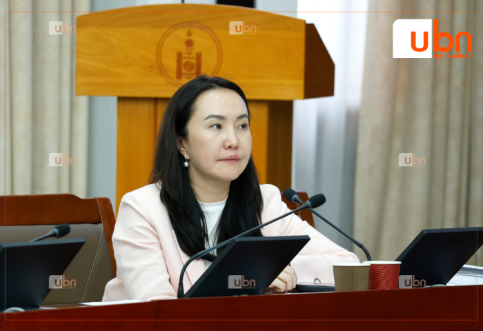 Сайд Ч.Ундрамын багцад “100 мянган хүн сургалтад хамруулна“ гэж заасныг 15 мянга болгон цөөрүүлэхээр боллоо