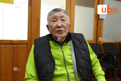 Д.БААТАРЖАВ: Аав минь М.Цэрэндорж начны цолонд хүрээрэй гээд хул даага бэлэглэсэн нь санаанаас гардаггүй юм