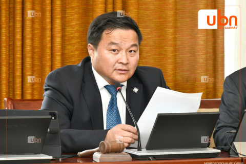 ЭЗБХ: Эрчим хүчний тухай хуульд нэмэлт, өөрчлөлт оруулах тухай хуулийн төслийн хэлэлцүүлгээс УИХ дахь АН-ын бүлэг тав хоногийн завсарлага авлаа