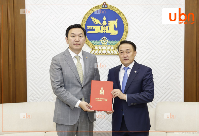 Төсвийн тогтвортой байдлын тухай хуульд нэмэлт оруулах тухай хуулийн төслийг өргөн мэдүүллээ