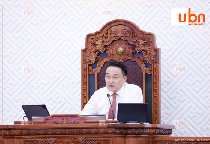 ШУУД: Чуулганы нэгдсэн хуралдаан үргэлжилж байна