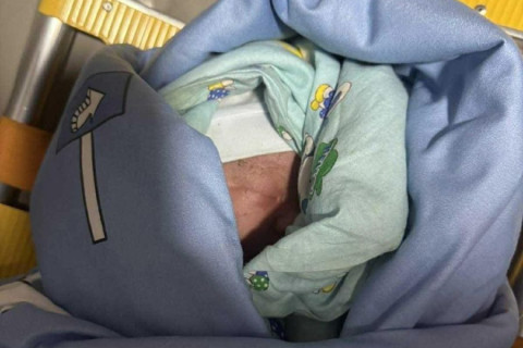 Цагдаагийн алба хаагч Д.Энхтайван төрөх гэж байсан эхийг эсэн мэнд эх барьж авчээ