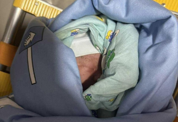 Цагдаагийн алба хаагч Д.Энхтайван төрөх гэж байсан эхийг эсэн мэнд эх барьж авчээ