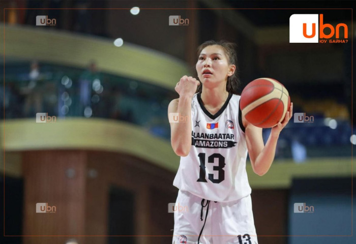 О.Хулан: Монгол гэсэн өмсгөл өмсөх бүрдээ маш их бахархал төрдөг