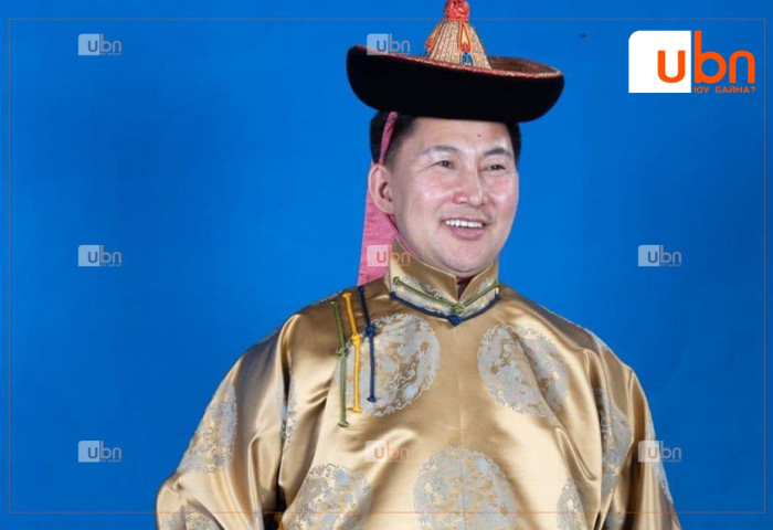 Дуучин Л.Банзрагч МУГЖ цол хүртэнэ