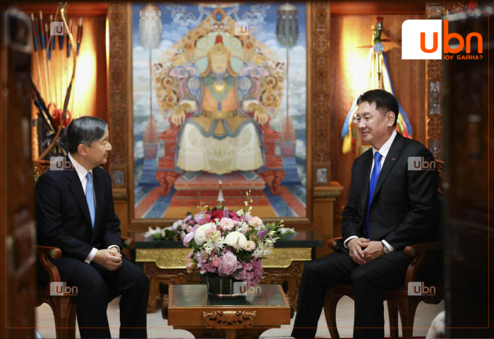 Ерөнхийлөгч У.Хүрэлсүх, гэргий Л.Болорцэцэг болон Япон Улсын Цог Жавхлант Эзэн Хаан Нарүхито, Эрхэм дээд Хатан Масако нар албан ёсны уулзалт хийлээ