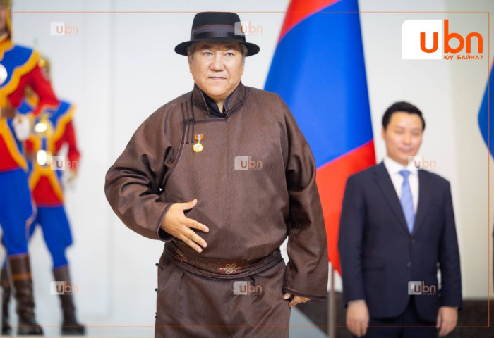 Д.Бямбацогт: Намайг дэмждэг Монголчуудынхаа сүү шиг цагаан сэтгэлд баярлалаа