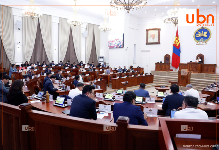 ЧУУЛГАН: Байнгын болон дэд хороодын бүрэлдэхүүнийг шинэчлэн баталлаа