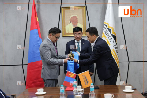 “Эрдэнэс тавантолгой” ХК-д онцгой дэглэм тогтоож, бүрэн эрхт төлөөлөгчөөр У.Бямбасүрэнг томиллоо