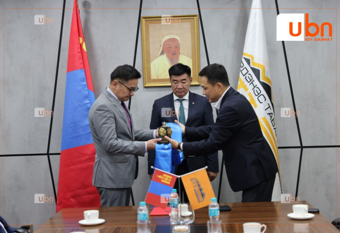 “Эрдэнэс тавантолгой” ХК-д онцгой дэглэм тогтоож, бүрэн эрхт төлөөлөгчөөр У.Бямбасүрэнг томиллоо