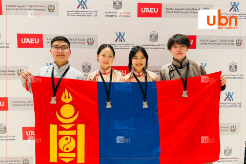 Химийн олон улсын 57 дугаар олимпиадaд Монгол Улсаа төлөөлж оролцсон бүх сурагч мөнгөн медаль хүртлээ