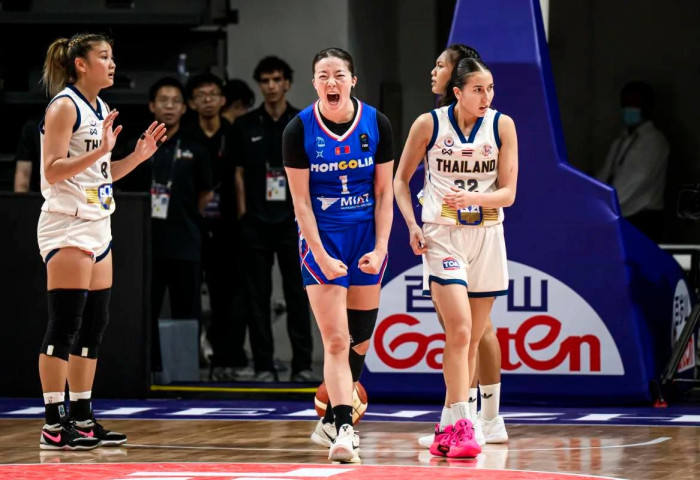 МУГТ О.Хулан, Н.Нандинхүсэл, Б.Ариунцэцэг тэргүүтэй эмэгтэй шигшээ багийнхан АЗИЙН АВАРГЫН АНХНЫ ХОЖЛОО АВЛАА