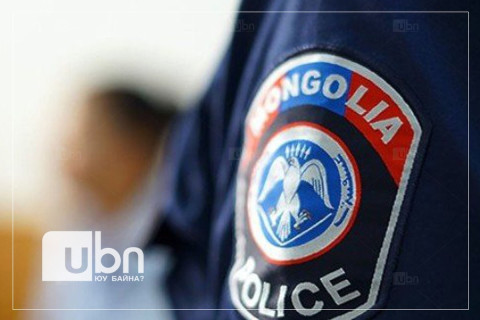 Монгол гэрээс хуучин цагийн мөнгөн тоногтой хормойн боолт, 50 мянган төгрөг хулгайлсан хэрэг бүртгэгджээ