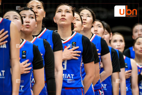 МУГТ О.Хулан, Н.Нандинхүсэл, Б.Ариунцэцэг тэргүүтэй эмэгтэй шигшээ багийнхан Казакстаны багийг хожиж, хагас шигшээд шалгарлаа