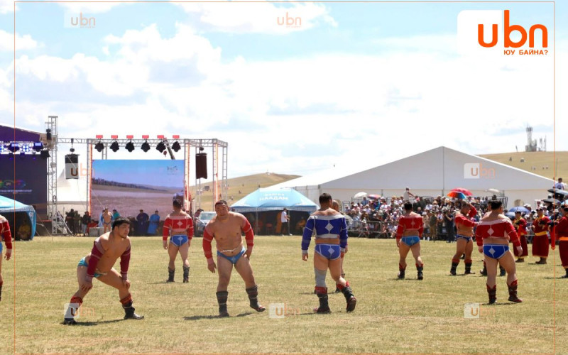 ФОТО: Автотээврийн салбар үүсэж хөгжсөний 100 жилийн ойд зориулсан 256 бөхийн барилдааны нэгийн даваа эхэллээ