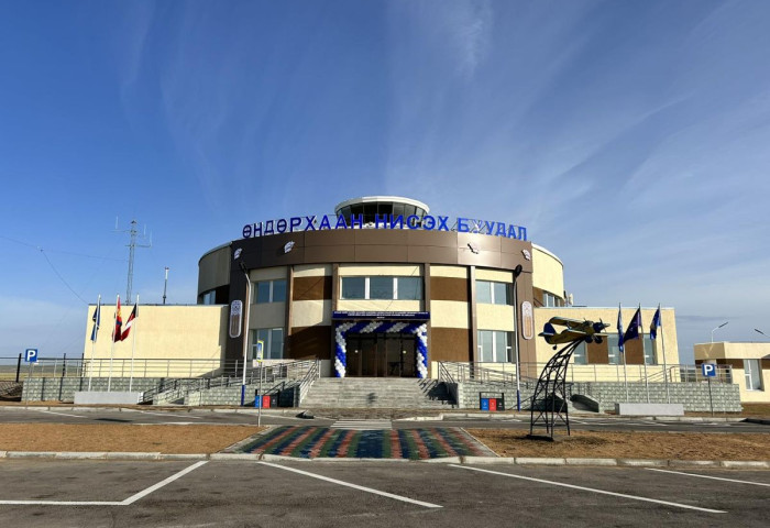 Хэнтий аймгийн “Өндөрхаан“ нисэх буудлын шинэ барилга байгууламж ашиглалтад орлоо