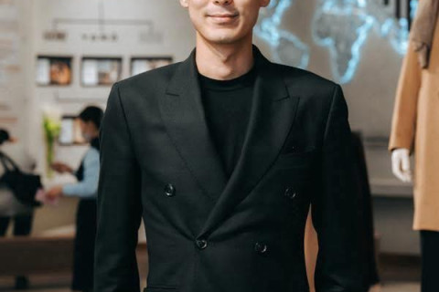 “Таванбогд” группын захирал Ц.Баатарсайханы хүү Б.Амарсайхан өчигдөр хил давжээ