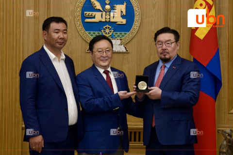 Монголын шатрын холбооны амжилтыг үнэлж, “QUTSTANDING CONTRIBUТION AWARD 2025” шагналаар шагнажээ