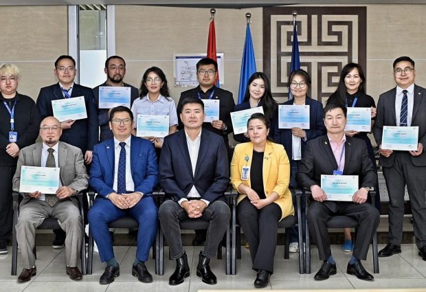 Олон улсын иргэний нисэхийн байгууллага  (ICAO)-ын стандартчилагдсан сургалтыг заах багшийг нисэхийн сургалтын төвд бэлтгэж эхэллээ