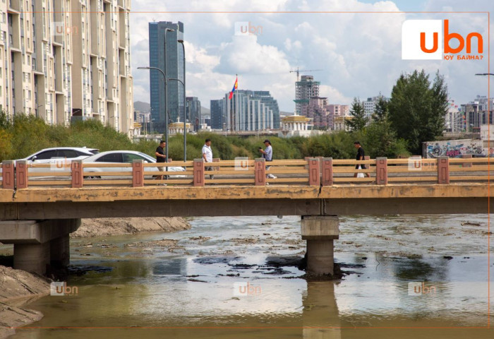 Улаанбаатар хотын дундуур урсдаг голуудын ай савын хогийг цэвэрлэж, орчныг ариутгана