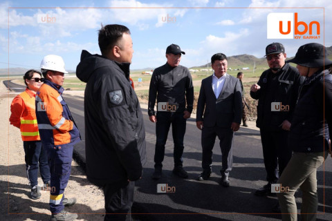 Ерөнхий сайд Г.Занданшатар Чойр-Мандалговь-Арвайхээр чиглэлийн авто замын бүтээн байгуулалтын ажилтай танилцжээ