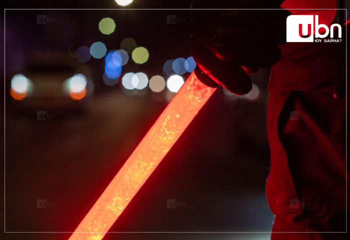 СЭРЭМЖЛҮҮЛЭГ: Зам тээврийн ослоор 2 хүүхэд нь амь насаа алдаж, эцэг эх нь сэхээнд байна