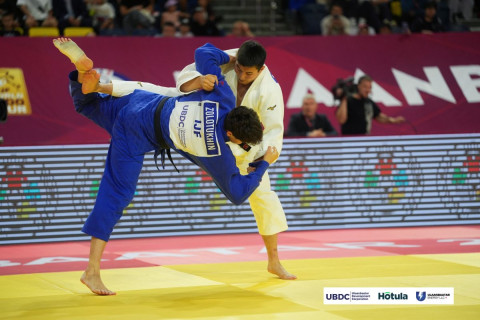 Б.Гончигсүрэн Улаанбаатарын Их дуулгын хошой аварга боллоо